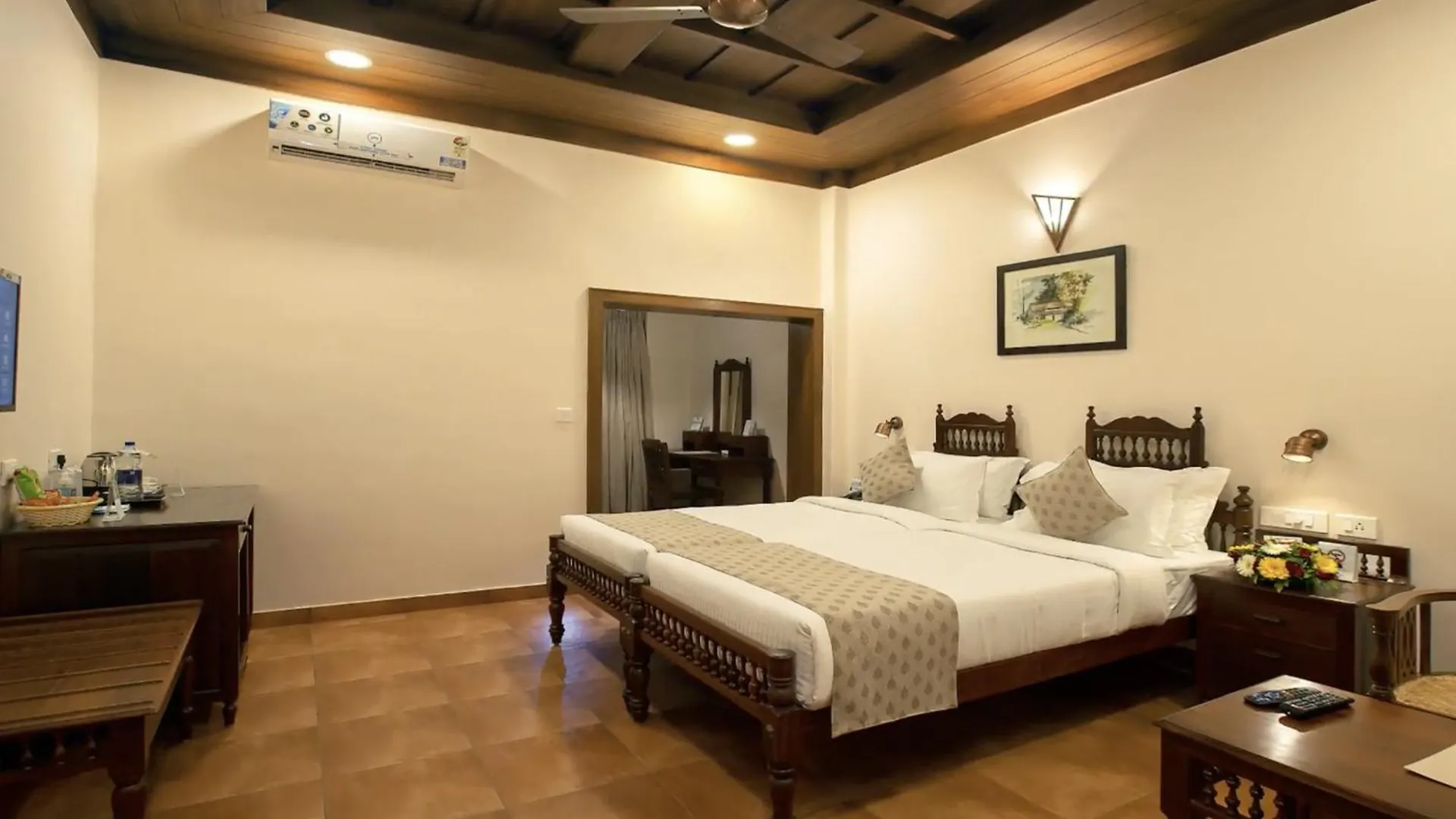 Hotel Seashell - Marine Drive Kochi 3*,  India