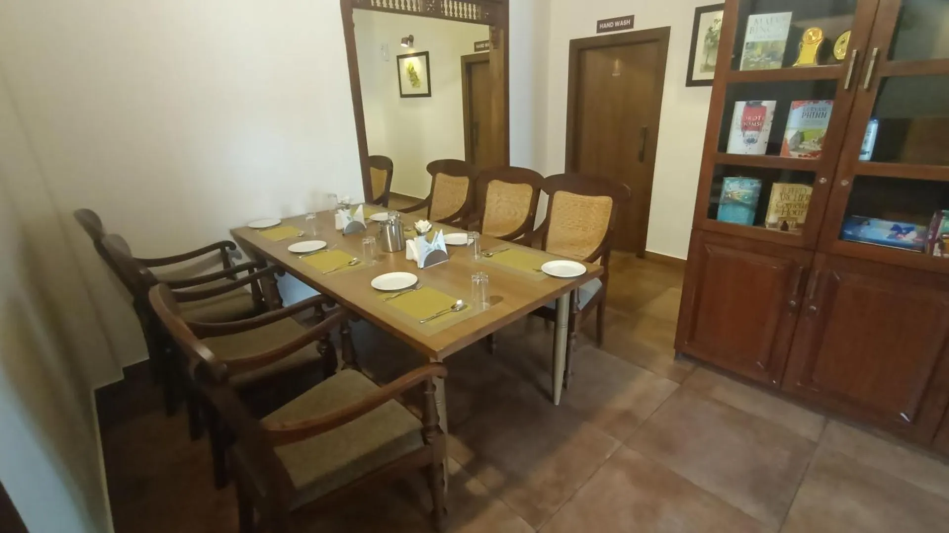 Hotel Seashell - Marine Drive Kochi 3*,  India
