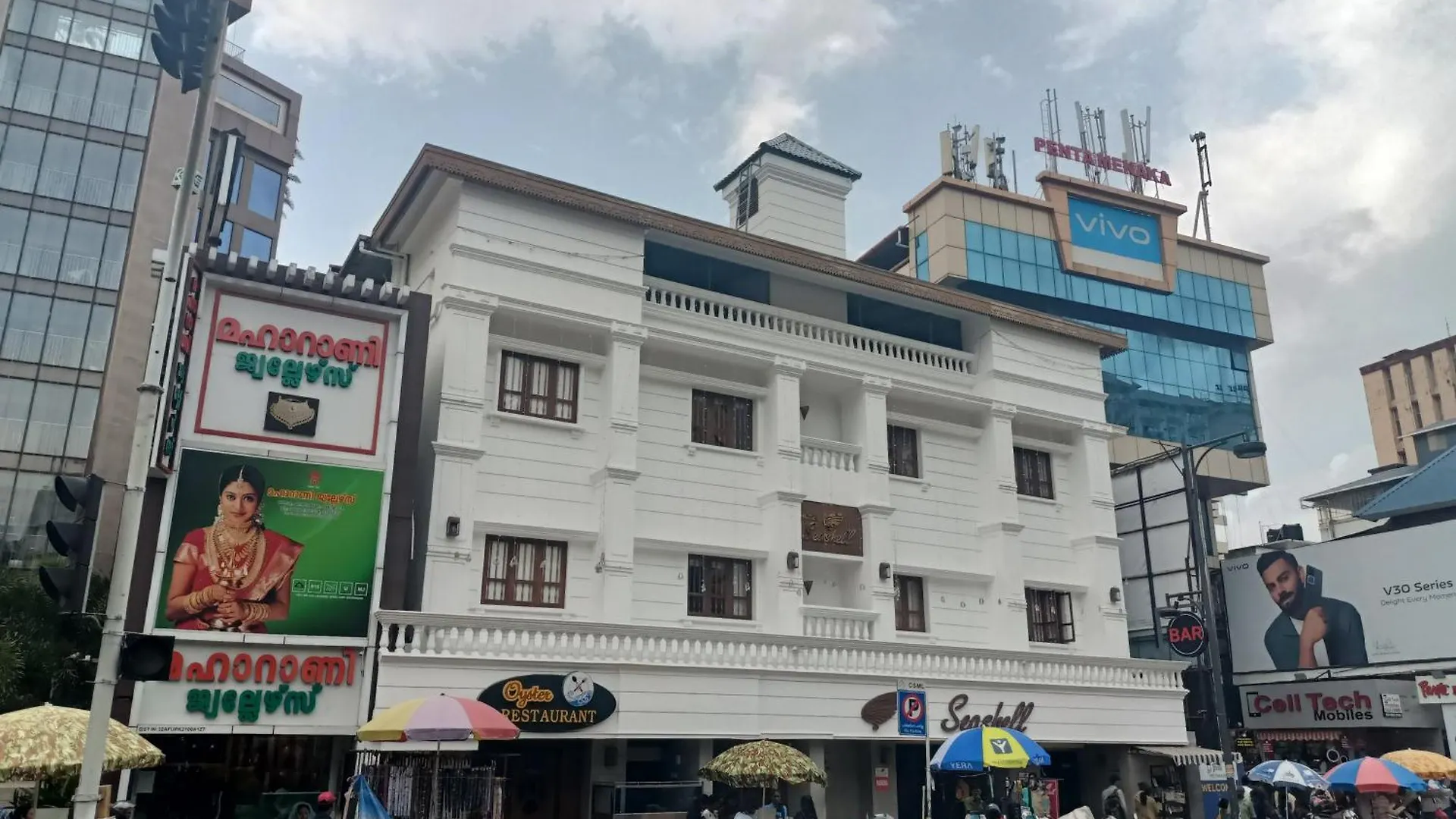 Hotel Seashell - Marine Drive Kochi